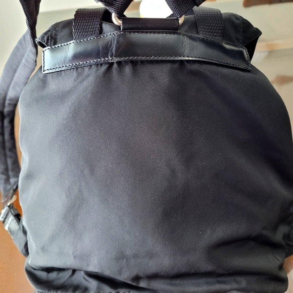 🌟SOLD🌟 Prada Nylon Backpack - Picture 5 of 9